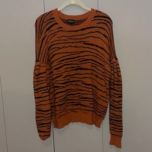 Tiger pattern sweater
